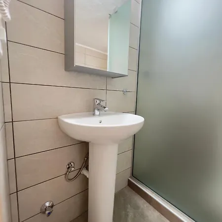 Surrounded View Family - With Private Parking Kavala