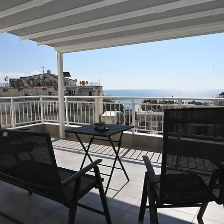 Apartament Surrounded View Family - With Private Parking