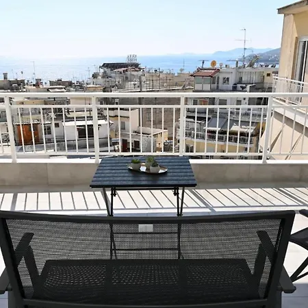 Apartament Surrounded View Family - With Private Parking