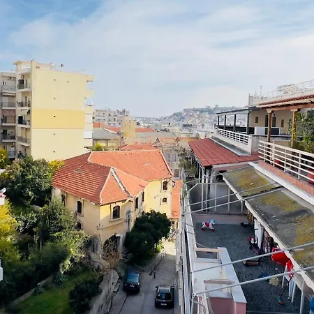 Surrounded View Family - With Private Parking