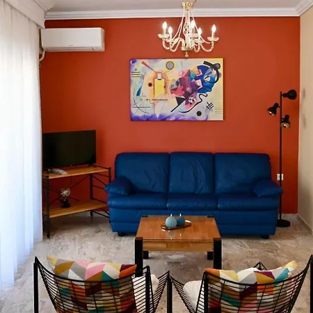 Surrounded View Family - With Private Parking Apartment