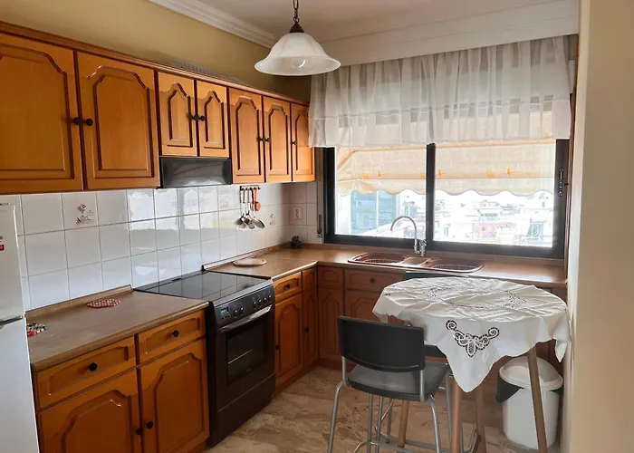 Surrounded View Family - With Private Parking Апартаменты