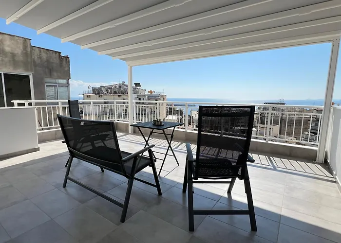 Surrounded View Family - With Private Parking Апартаменты